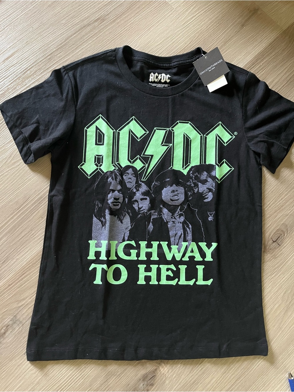 Graphic t shirts